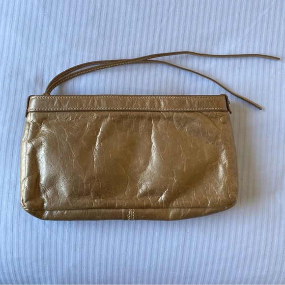 Club Monaco gold clutch - Picture 3 of 6